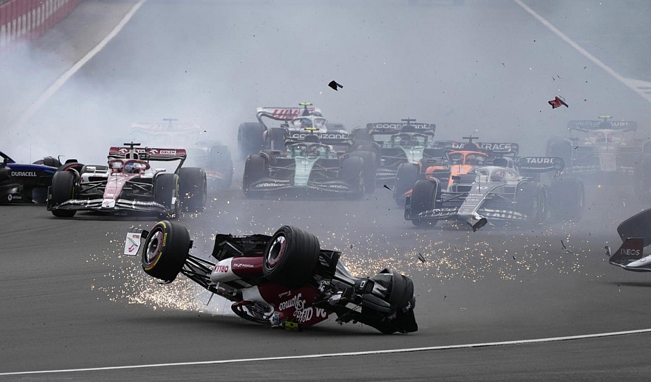 F1: Τρομακτικό ατύχημα στο Grand Prix του Silverstone